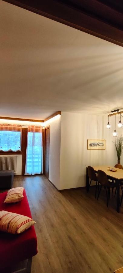Complesso I Dadi - Condominio Cielo Alto Бройл-Червиня Екстериор снимка